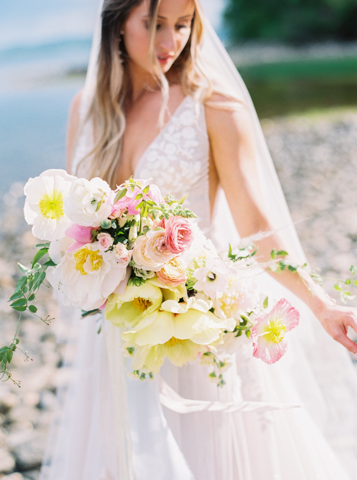 Maine wedding photography, bridal bouquet